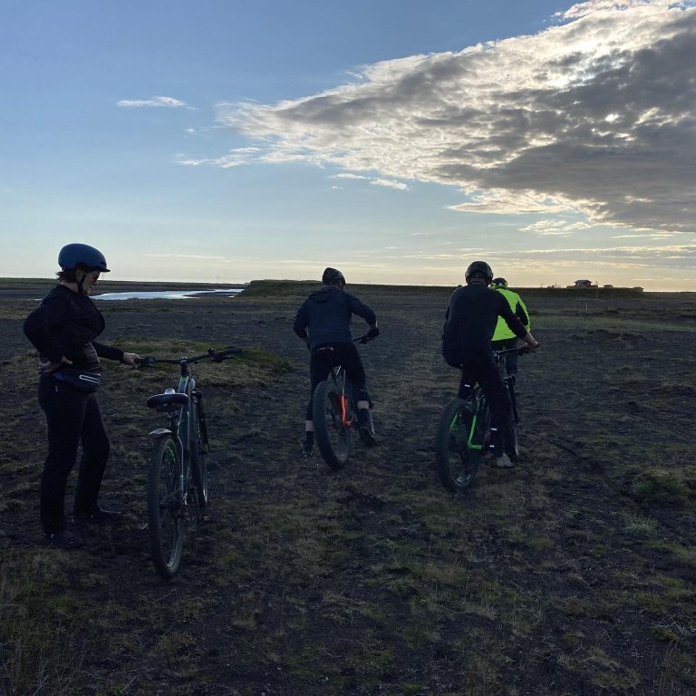 454587665_486252037348108_4719007457856528579_n