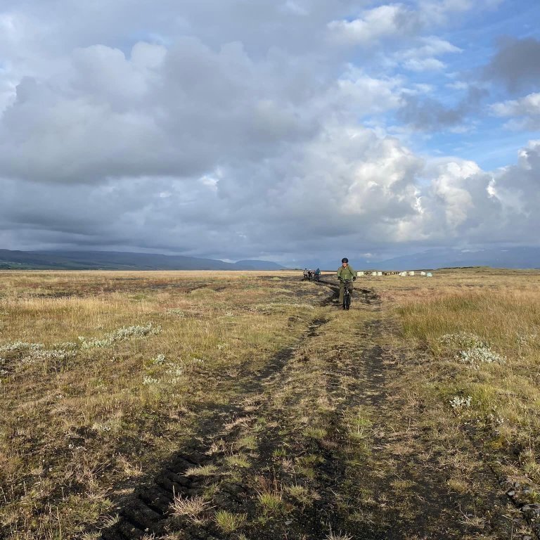 Hjólað að Drumbabót.