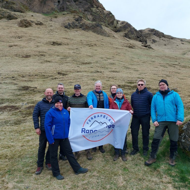 Hluti undirbúningsnefndar stofnunar FFRang - kynning á nýju einkennismerki félagsins
