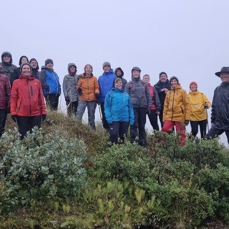 Hin glæsti gönguhópur - 24 gallvaskir sem klæða sig eftir veðri og láta ekkert stoppa sig!